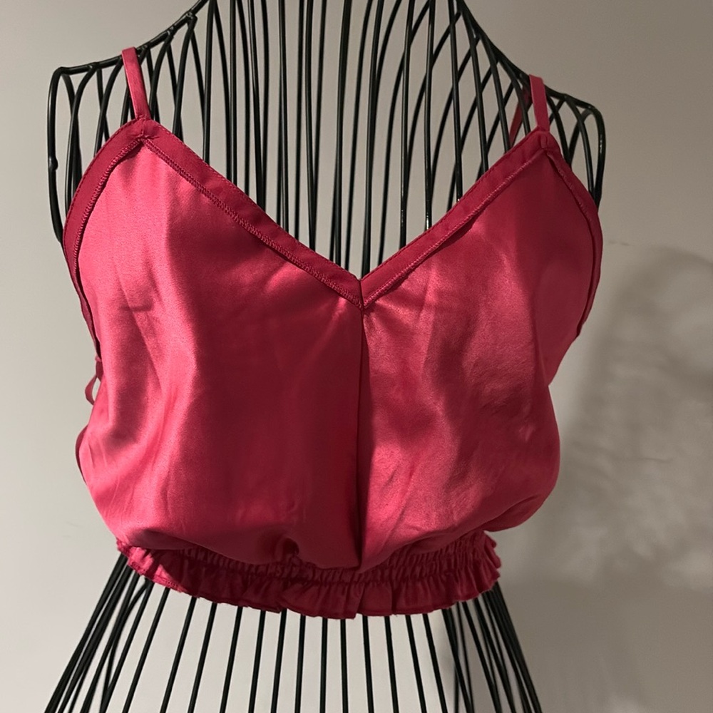 Pink crop tank
